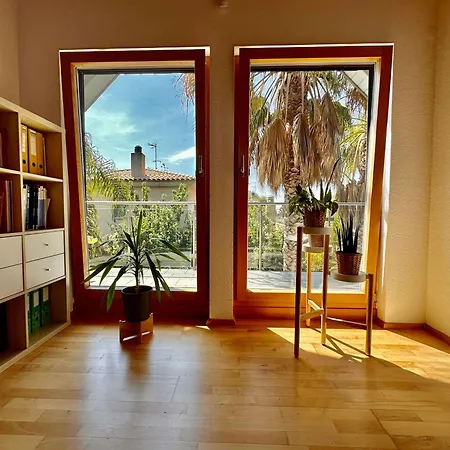 Villa Sparrow In Residential Area By Hlclub Agency Vilanova i la Geltru
